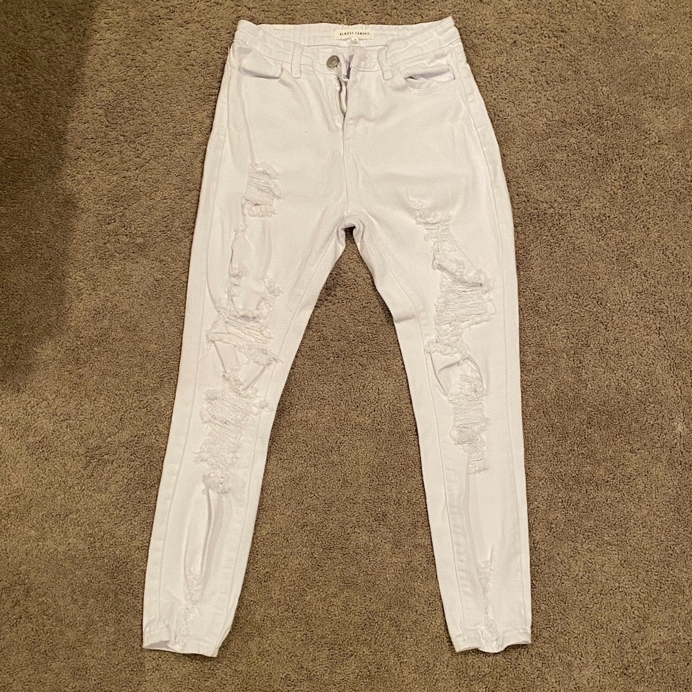 Almost Famous, White Ripped Jeans, Size 5
